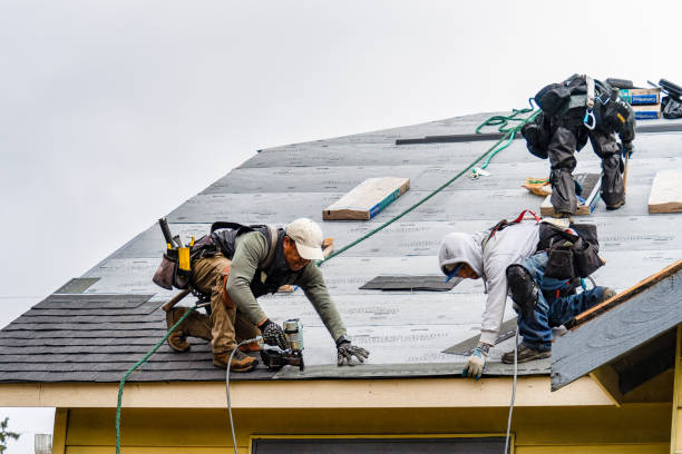 Professional Gutter Installation technician working in Yreka, CA